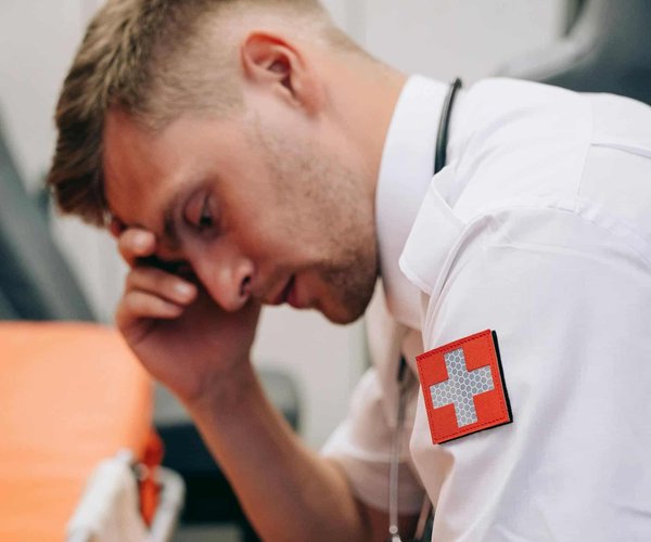 Les stratégies pour gérer le stress lié aux urgences médicales en tant que professionnel de la santé